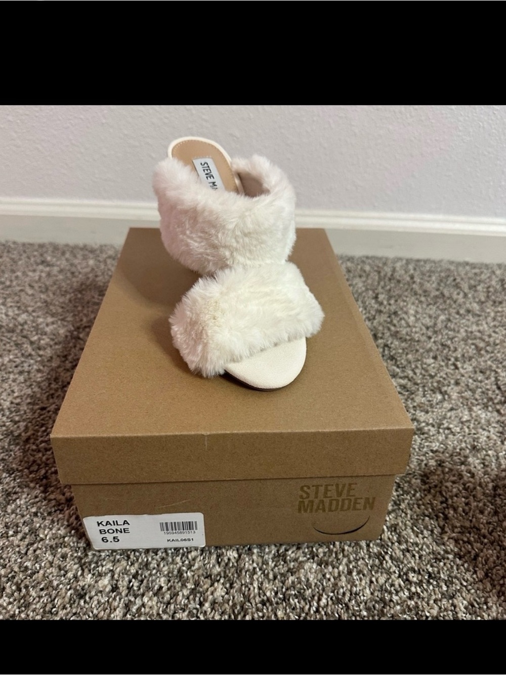 Steve Madden Bone Faux Fur Slide Heels